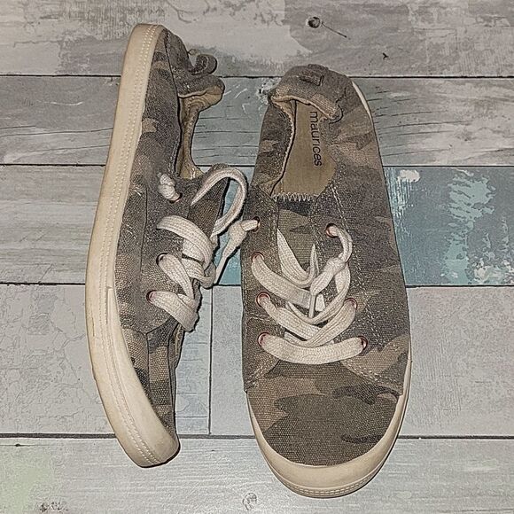 Maurices Camo Print Sneakers sz 9 - Picture 1 of 4